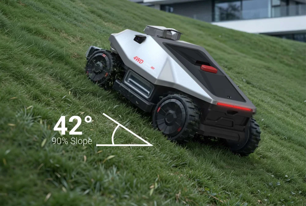 Goko M6 4WD robotic mower from Gokorobo / RobotPlusPlus